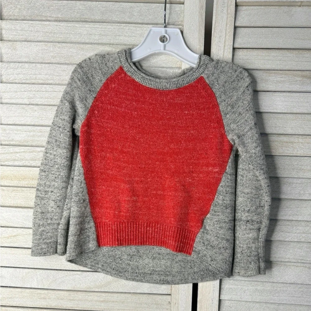 Gap Kids.Gray & Red Lightweight Sweater. Size 2, Great Condition